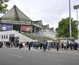 Matury 2024 w Warszawie. Tysiące uczniów zdaje egzamin dojrzałości na stadionie Legii