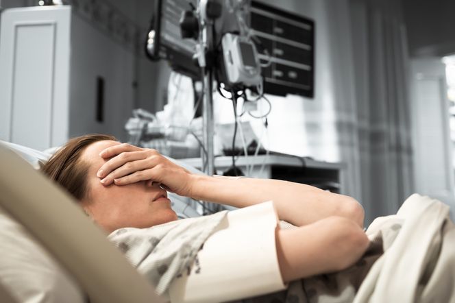 36-latka sądziła, że to menopauza. W tak niezwykły sposób objawiał się rak jelita grubego