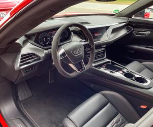 Audi Driving Experience za kierownicą Audi RS e-tron GT