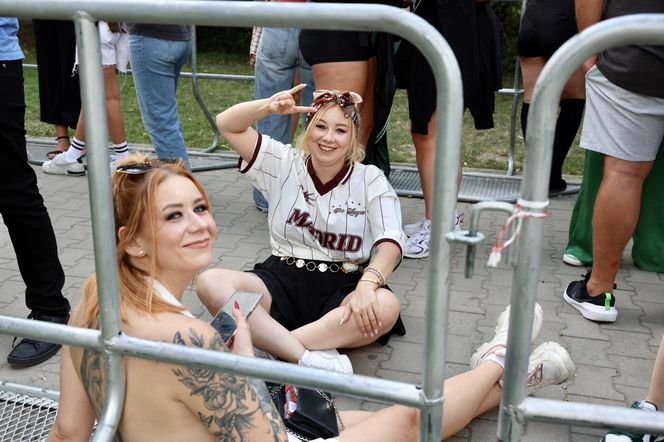 50 Cent w Warszawie. Tłumy przed Stadionem Narodowym 