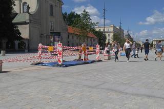 Fontanna na pl. Litewskim zniszczona kolejny raz!