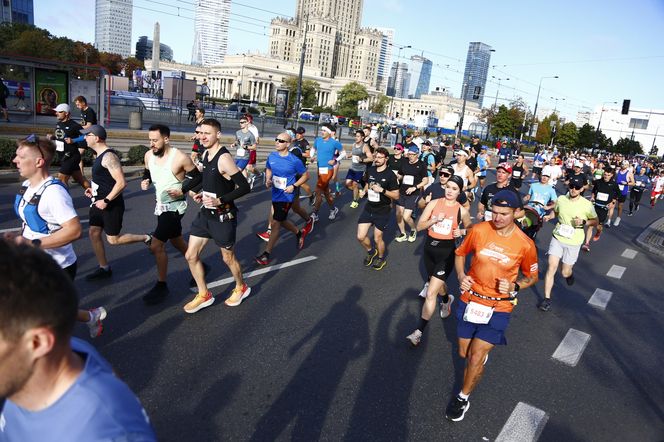 Uczestnicy 46. edycji Nationale-Nederlanden Maratonu Warszawskiego