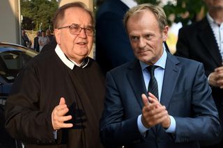 Tusk bierze się za Fundusz Kościelny i imperium Rydzyka