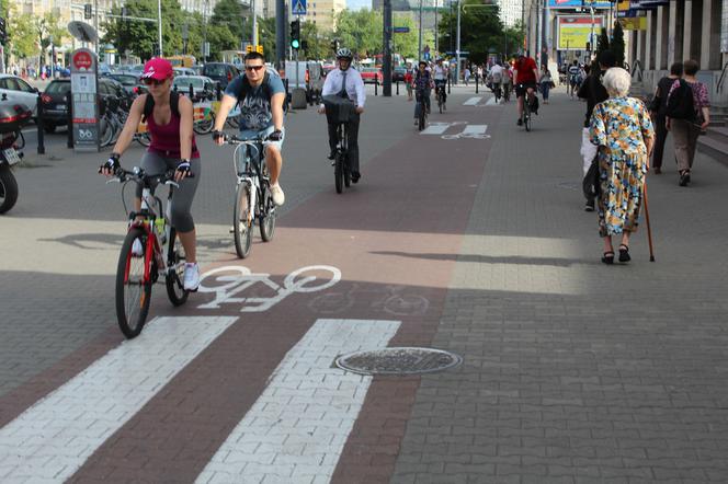 Ścieżka rowerowa w al. Jana Pawła II