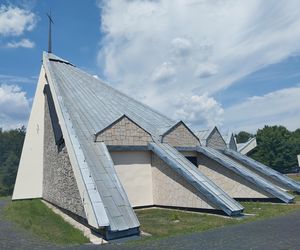 Kościół w Rudnikach z lat 80.