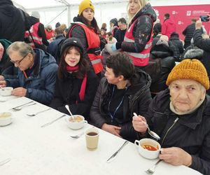 Ubodzy spotkali się na wspólnej modlitwie i posiłku