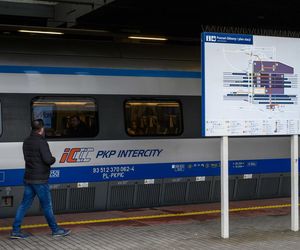 Pociąg Pendolino na dworcu Poznań Główny