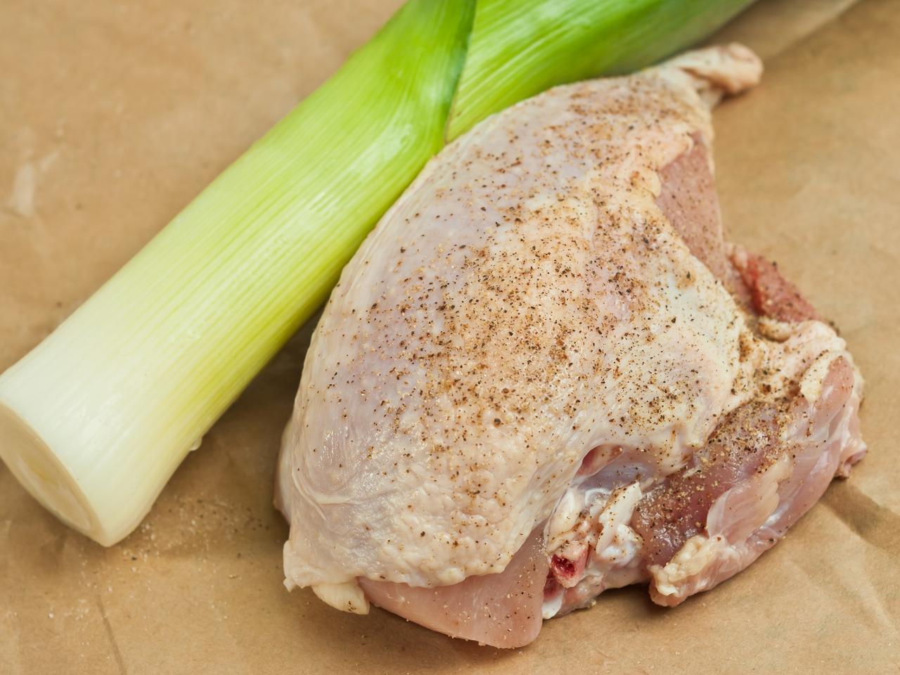 Pomysł na obiad z piersi kurczaka – tanio, szybko i dietetycznie