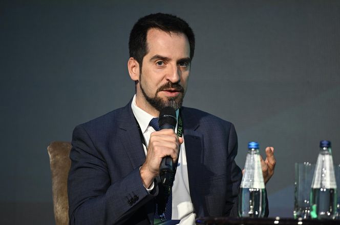 Komponent lotniczy i satelitarny w systemie bezpieczeństwa morskiego