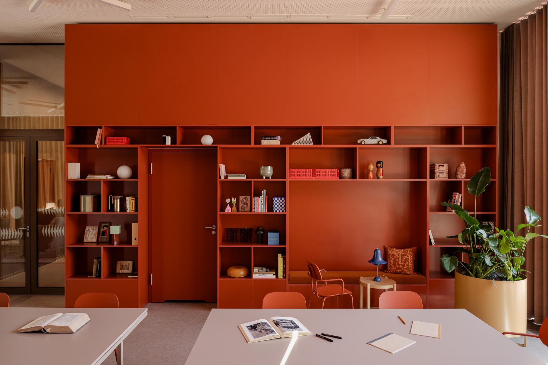 Dom studenta numer 7. Warszawski Akademik