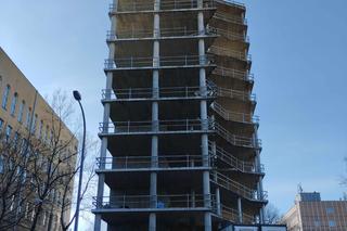 Porzucony szkieletor przy ulicy Boborowieckiej 11