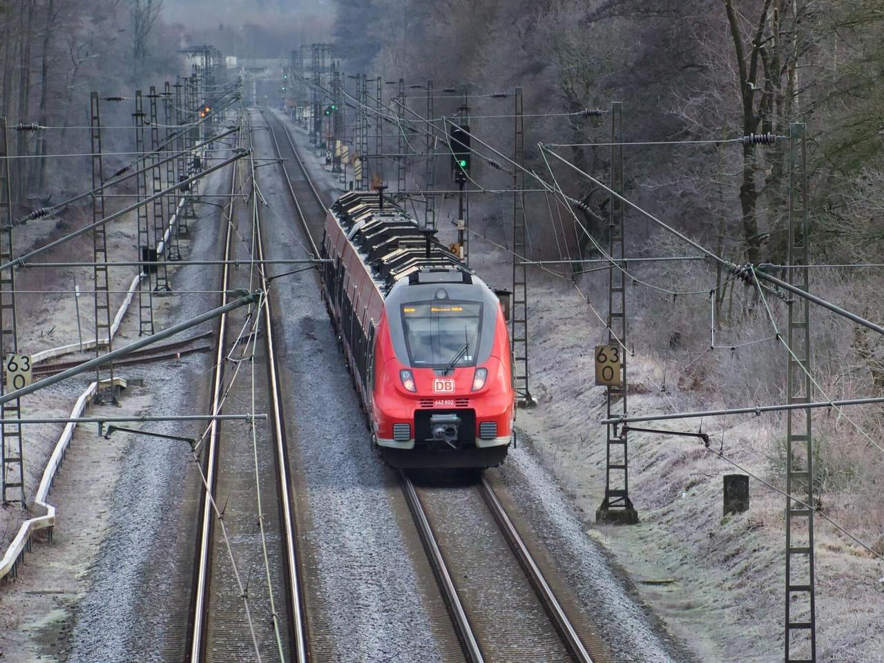 Rozkład jazdy PKP czekają DUŻE zmiany. Nowe trasy i godziny od 14 marca