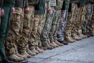 Krakowscy specjalsi z certyfikatem NATO. Gratulował im minister Błaszczak