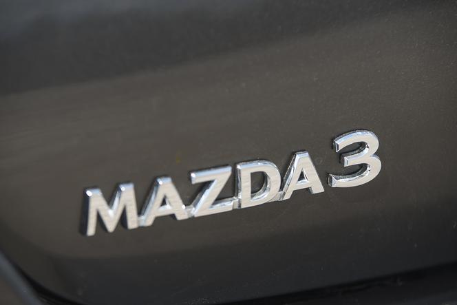 Mazda 3 Sedan Skyactive-G 2.0 122 KM AT6 Hikari