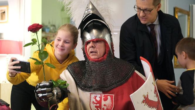 M jak miłość odc. 1572. Wojtek Marszałek (Emilian Kamiński), Piotrek (Marcin Mroczek), Lenka (Marysia Głowacka)