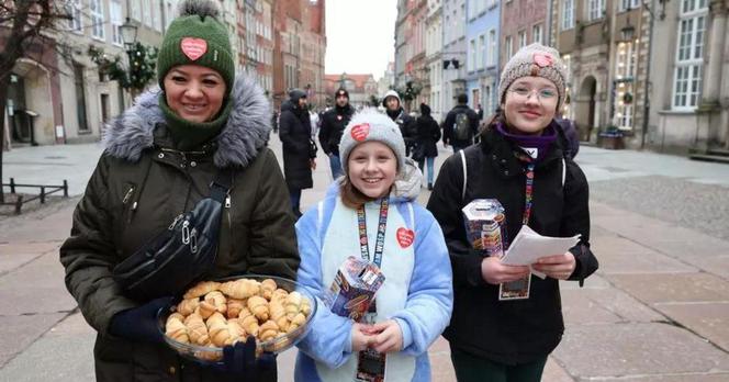 W Gdańsku już grają dla WOŚP. Wolontariusze na ulicach, a pierwsze datki już w puszkach