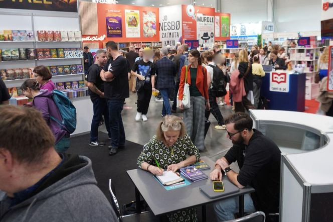 27. Międzynarodowe Targi Książki w Krakowie. Dzień pierwszy 