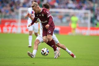 Górnik Zabrze remisuje z Koroną Kielce. Ratunek nadszedł w ostatnich minutach. Wielkie emocje na trybunach