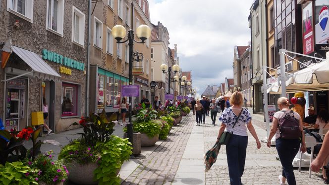 Dni Olsztyna 2025. Dziesiątki wystawców i setki olsztynian na Jarmarku Jakubowym