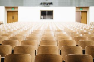 Nowa uczelnia powstała w Warszawie. Jakie kierunki czekają na studentów?