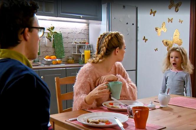 Barwy szczęścia, odc. 2239. Kajtek (Jakub Dmochowski), Oliwka (Wiktoria Gąsiewska)