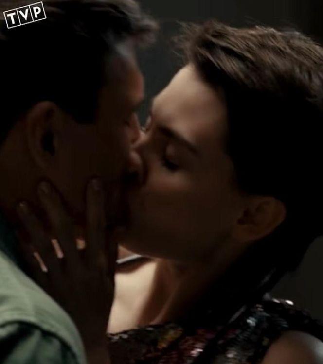 Na dobre i na złe odc. 965. Krzysztof Radwan (Mateusz Damięcki), Blanka (Pola Gonciarz)