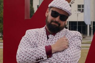 Politechnika Bydgoska przekonuje, że inżynierom Prosto z nieba spada gruby hajs. Śpiewa o tym sztuczna inteligencja!