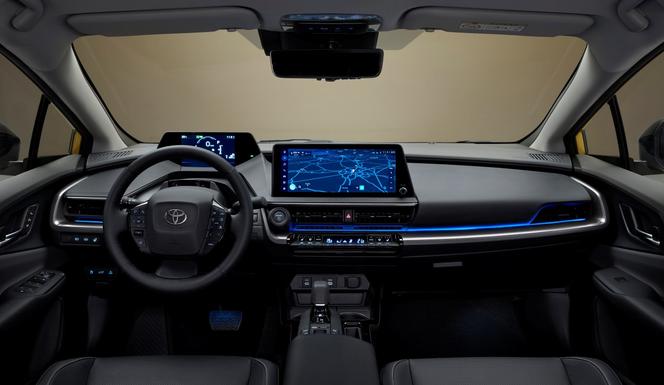 Toyota Prius Plug-In Hybrid (2023)