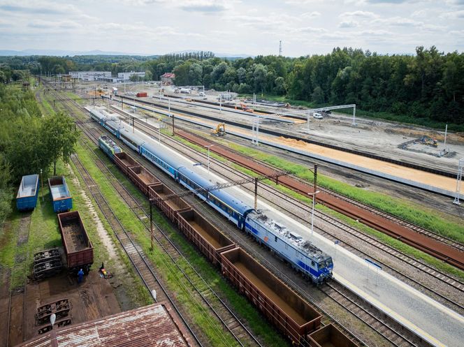 Gigantyczna inwestycja PKP w Zebrzydowicach. Pociągi pojadą szybciej po 600-metrowym moście