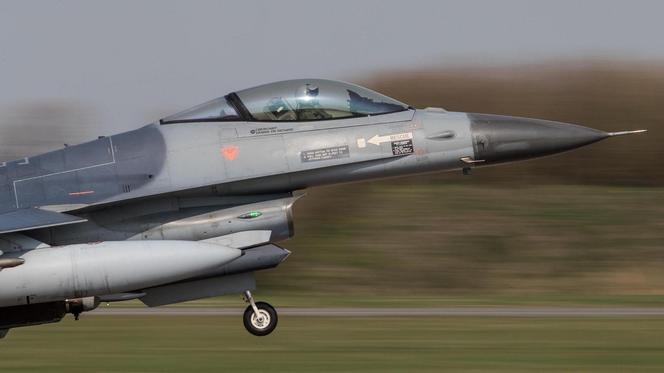 Holenderskie F-16 