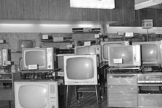 QUIZ PRL. Cuda techniki PRL. Czy umiałbyś dziś skorzystać z tego sprzętu?