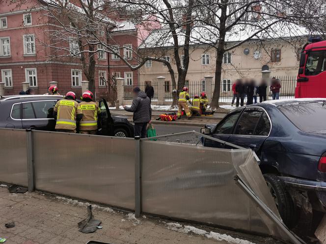 Podkarpackie. Pijany syn policjanta spowodował wypadek [ZDJĘCIA]