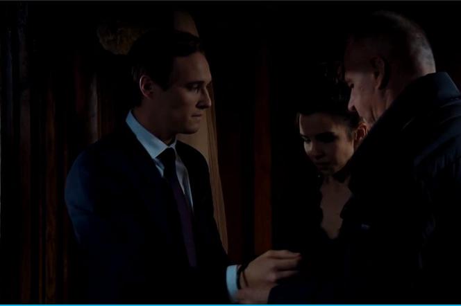 M jak miłość, odc. 1505. Olek (Maurycy Popiel), Aneta (Ilona Janyst)