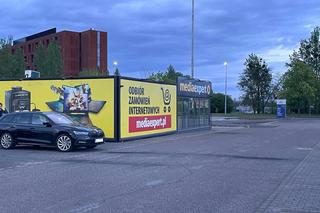 Tak wygląda teren wokół dawnego Tesco. Zobacz co się zmieniło