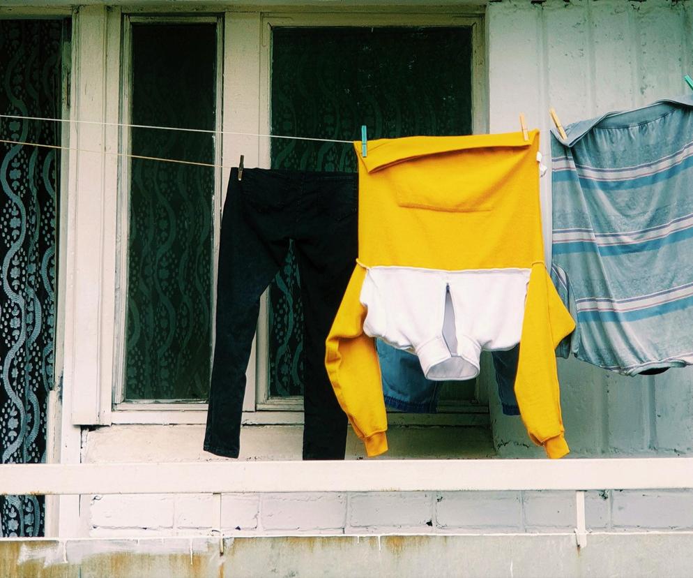 Suszysz pranie na balkonie? Lepiej uważaj, bo możesz dostać mandat