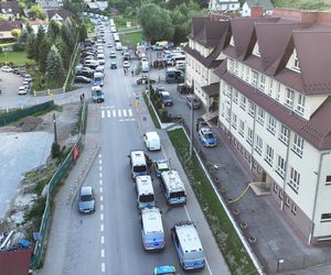 Nowy komunikat policji po obławie w Starej Wsi. Tak odpowiadają na zarzuty