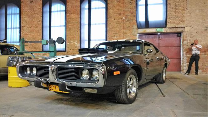 Oldschoolowe bryki przejechały ulicami Śląska i Zagłębia [ZDJĘCIA, AUDIO]