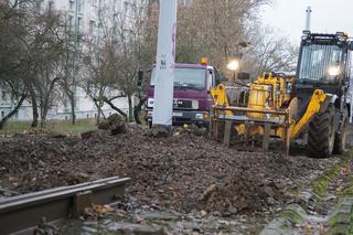 Remont torowiska na ul. Perłowej w Bydgoszczy. Prace nabierają tempa!