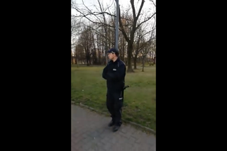 Mandat za spacer w parku? Kolejna interwencja policjantów budzi emocje [WIDEO]