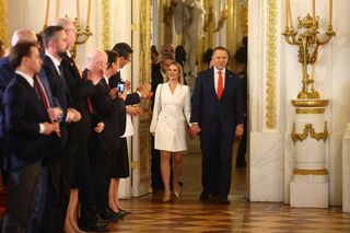  Marta Nawrocka w jasnej kreacji na Zamku Królewskim