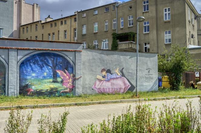 Świat baśni na wyciągnięcie ręki! W Bydgoszczy pojawił się kolejny mural [ZDJĘCIA]
