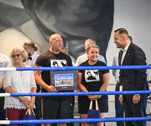 Karol Nawrocki odwiedził Gdańsk. Prezydent zajrzał do klubu bokserskiego