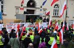 Protest rolników 20 marca przed Lubelskim Urzędem Wojewódzkim w Lublinie