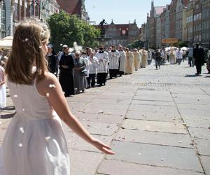 Od kiedy w Polsce obchodzone jest święto Bożego Ciała? Skąd wzięła się ta tradycja?