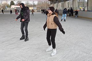 Lodowisko w Skarżysku-Kamiennej. 15 grudnia 2024