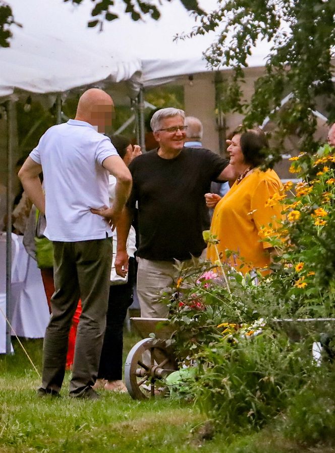 U Komorowskich w Budzie Ruskiej imprezują na imieninach co roku