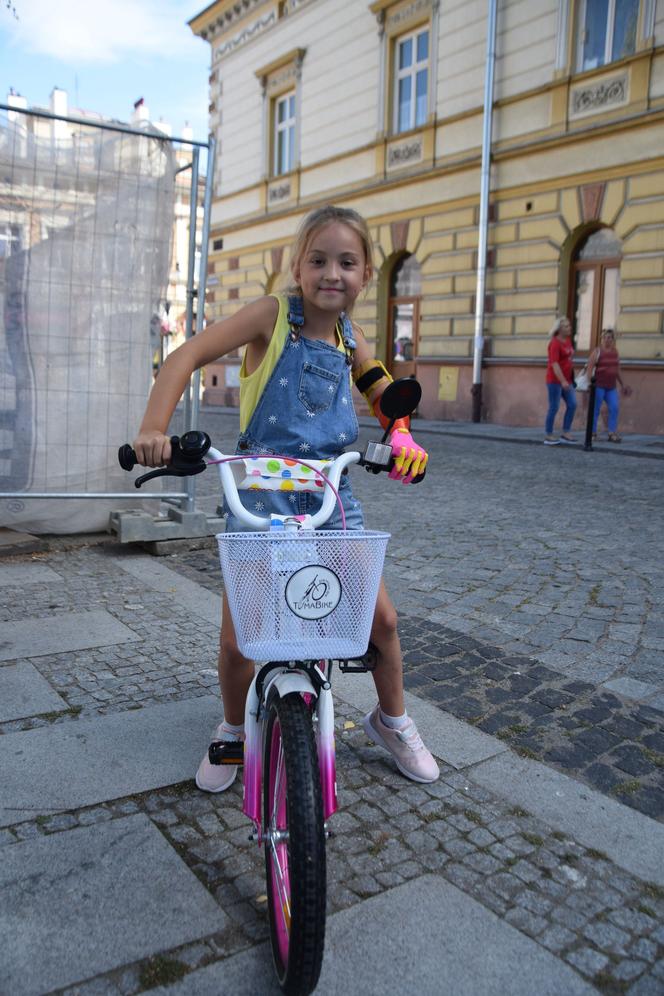 Wydrukowali rękę dla 5-letniej Lilki. Niezwykły wyczyn uczniów z Jarosławia