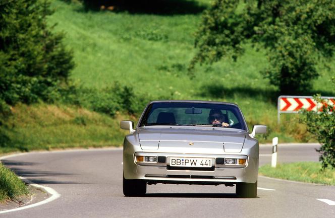 Muzeum Porsche wystawa „Era Transaxle. Od 924 do 928”