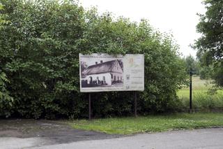 DZIEWCZYNY UGANIAŁY SIĘ ZA NIM, ALE ON WYBRAŁ SUTANNĘ