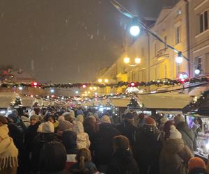 Jarmark świąteczny w Białymstoku. Bajkowy klimat, ciekawe produkty i zaskakująco normalne ceny [ZDJĘCIA, WIDEO]